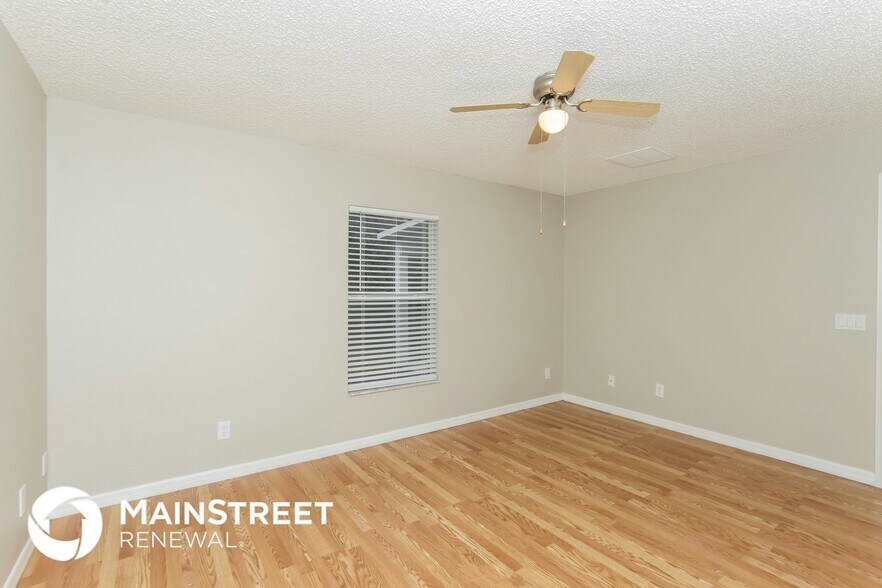 Building Photo - 8125 105th Ct