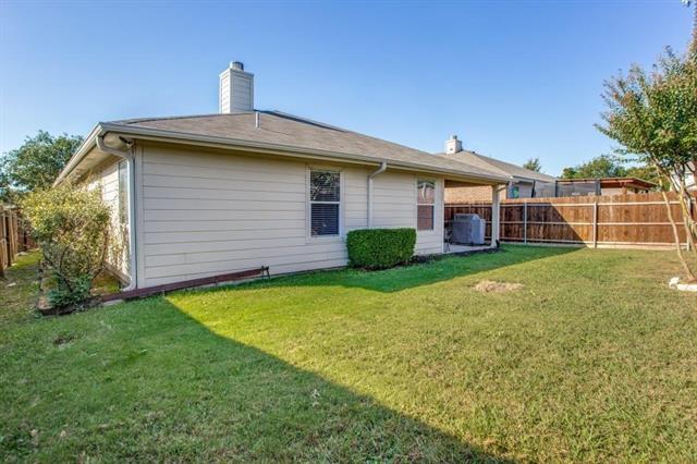 Building Photo - 820 Bamboo Dr