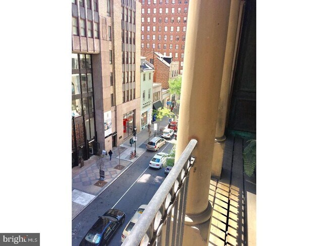 Building Photo - 1615 Walnut St