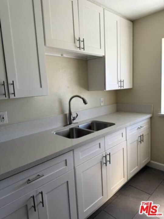 Building Photo - 7504 Sepulveda Blvd