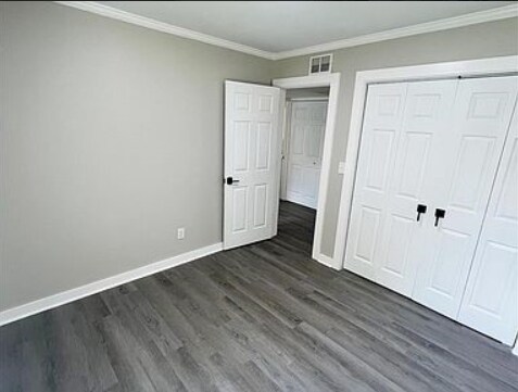Building Photo - 525 Montague Ln