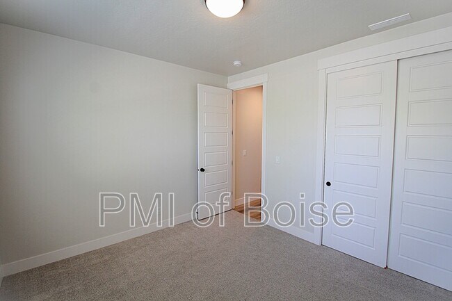 Building Photo - 18285 Arch Hvn Wy