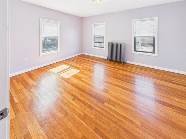 Building Photo - 1015 Hyde Park Ave