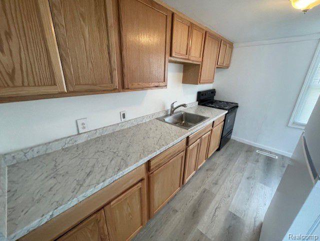 Building Photo - 2855 Fisher Ave