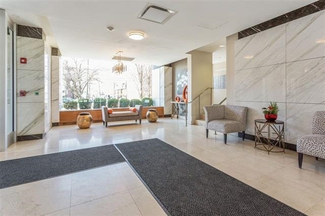 Building Photo - 500 Central Ave