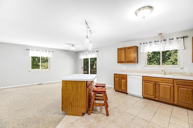 Building Photo - 7041 South Bluewater Drive - 1