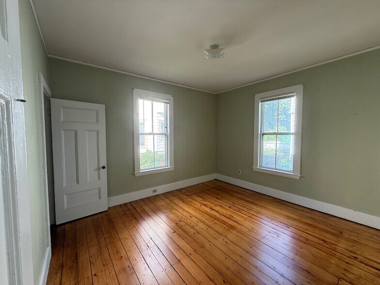 Building Photo - 55 Rindge Ave