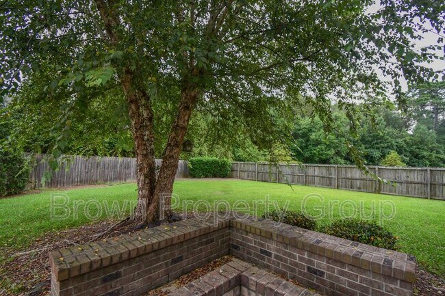 Building Photo - 4025 Fallberry Dr
