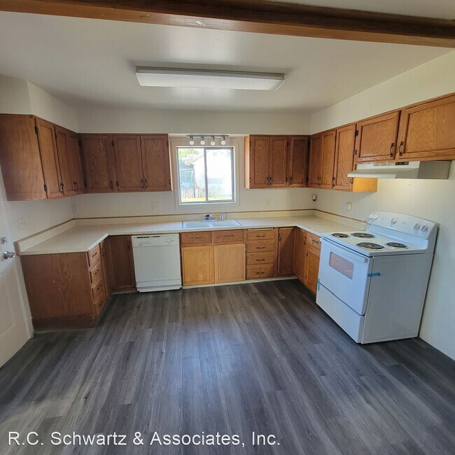 Building Photo - 4 br, 1 bath House - 5227 N Monroe
