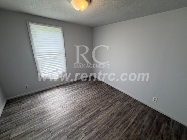 Building Photo - 1206.5 Robinson-