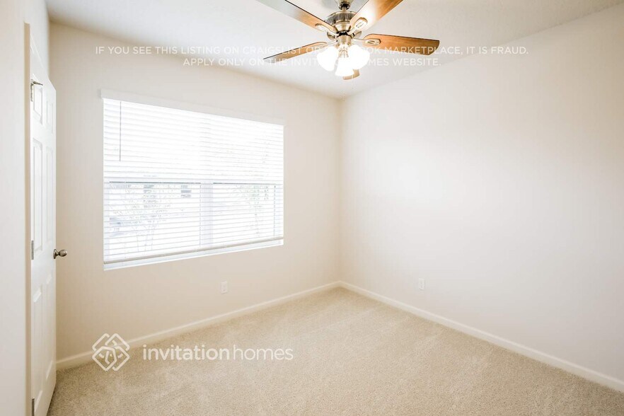 Building Photo - 9659 Seaspray Dr