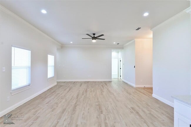 Building Photo - 208 Moon Beam Path