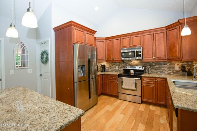 Building Photo - 5 Kemper Woods Ct