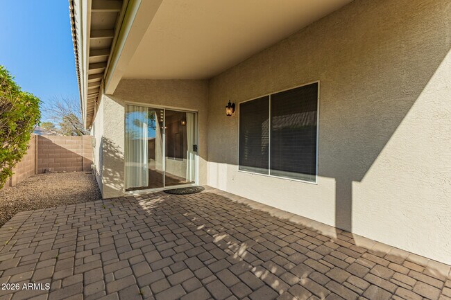 Building Photo - 163 W Liberty Ln