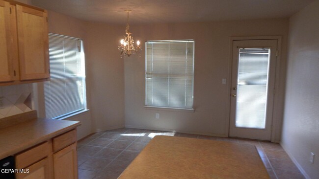Building Photo - 9941 Marine Cir