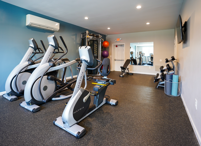 Fitness Center - Greenview at Chestnut Run