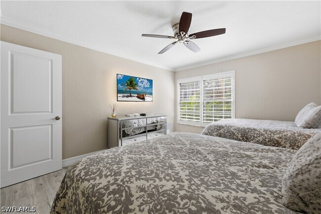Building Photo - 6080 Pelican Bay Blvd