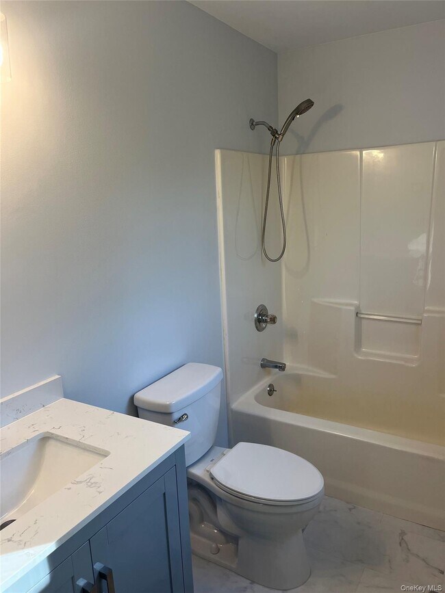 Building Photo - 6-8 Marion Ave