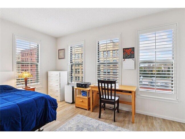 Building Photo - 675 N 1st St