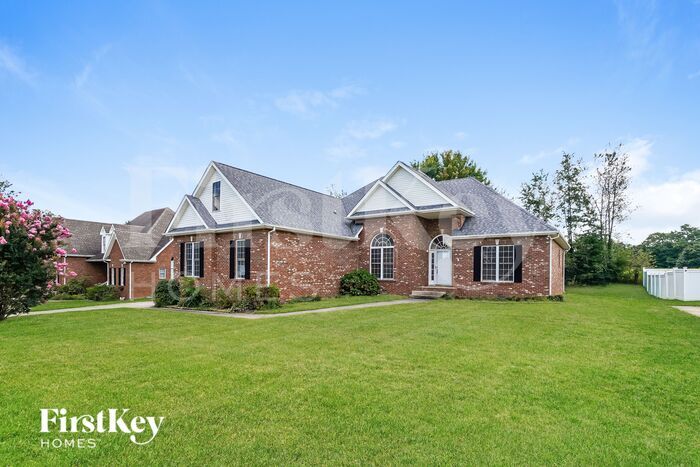 Building Photo - 3146 Southpoint Dr