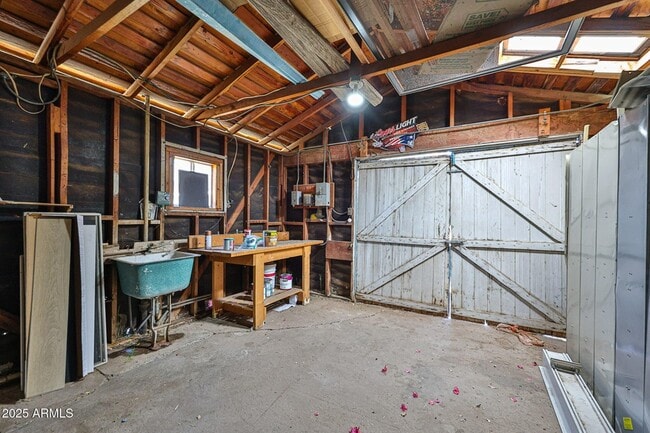 Building Photo - 63 W Windsor Ave