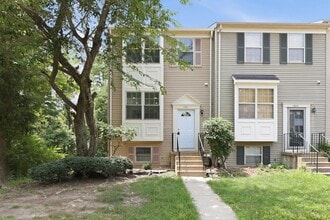 Building Photo - Experience contemporary living in this beautifully renovated residence where modern design meets ...