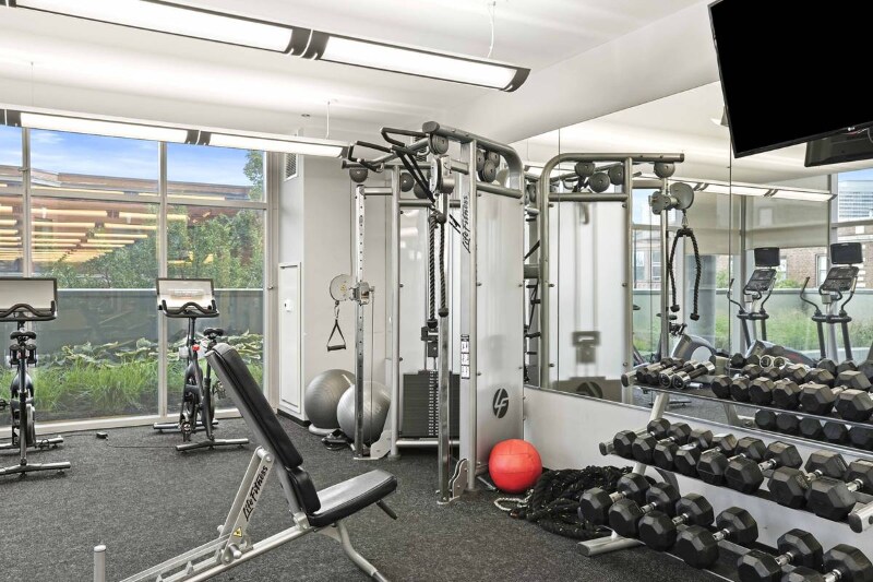 Building Photo - 3768 N Halsted St