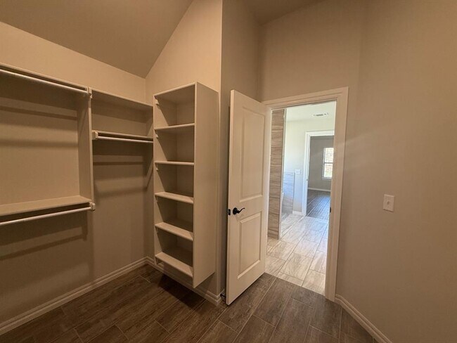 Building Photo - 8401 HazelWood Wy