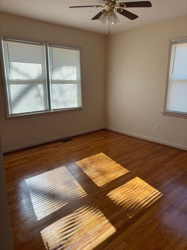 Building Photo - 7522 Decatur Dr