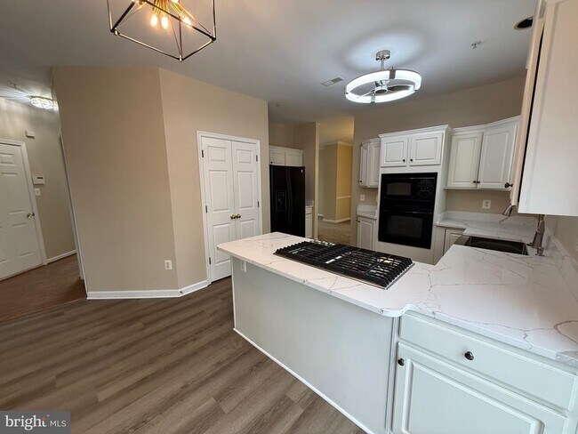 Building Photo - 10106 Garden Valley Ct