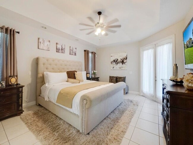 Building Photo - 17945 36th Ct N