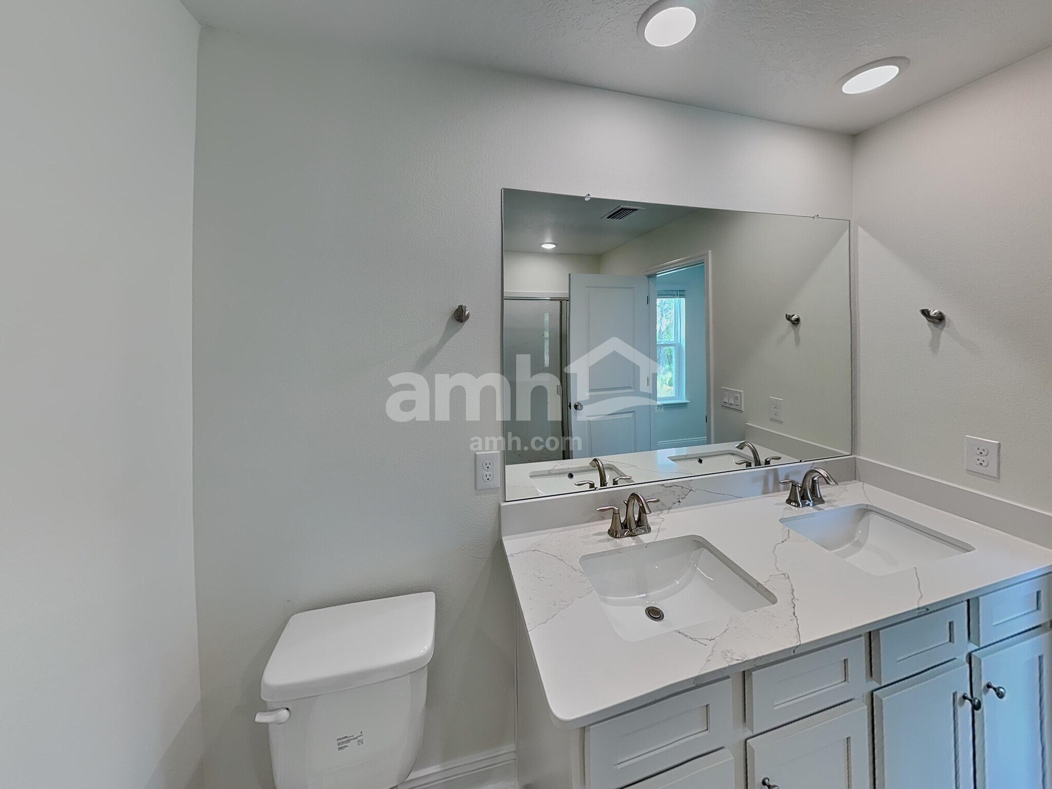 Building Photo - 2538 Feather Crst Dr