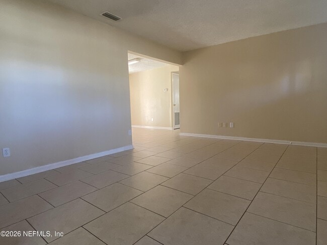 Building Photo - 11938 Inland Dr