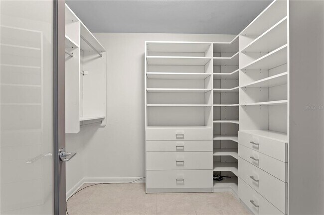 Building Photo - 3301 Bayshore Blvd