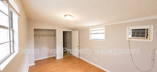 Building Photo - 8910 Adams Ave