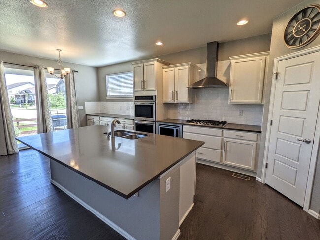 Building Photo - 6152 Gannet Dr