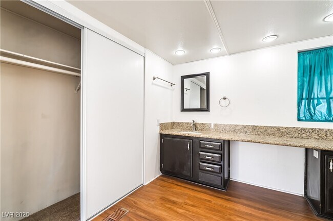 Building Photo - 4790 Fuentes Way