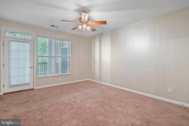 Building Photo - 1024 Leeward Way