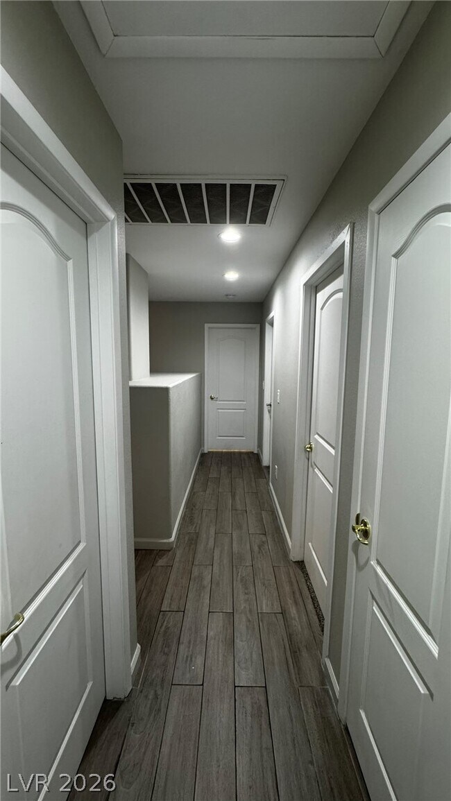 Building Photo - 8319 Rose Quartz Ct