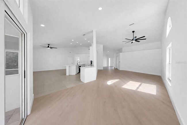 Building Photo - 6409 Stone River Rd