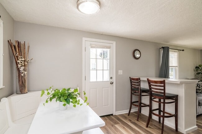 Building Photo - 60 Gatewood Rd