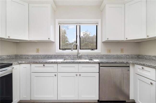 Building Photo - 239 Eustis Ave