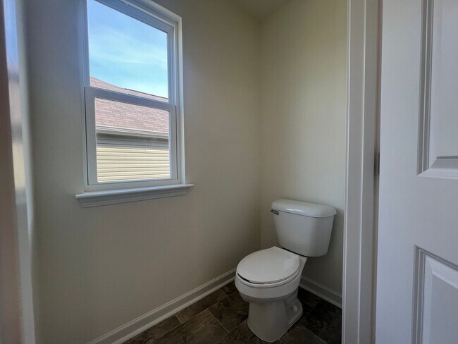 Building Photo - Brand-New 4BR Home for Rent in Kingsport – Be the First Tenant!