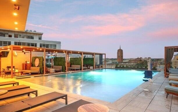 Building Photo - 123 Lexington-210.2