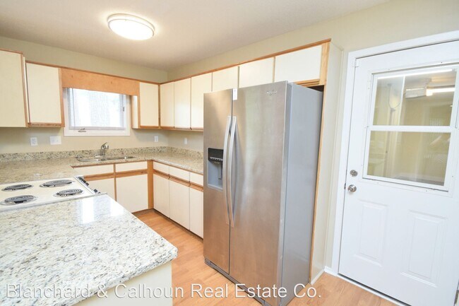 Building Photo - 2 br, 2 bath House - 3209 Summerchase Circle