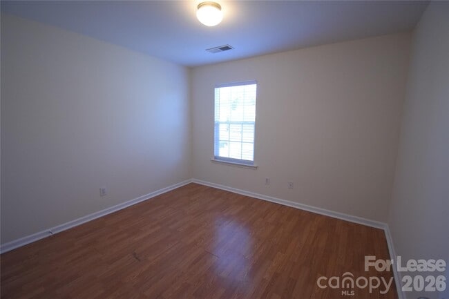 Building Photo - 3017 Azalea Hills Dr