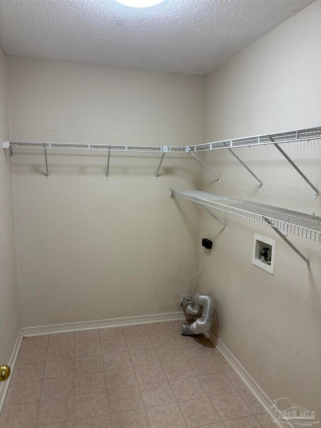 Building Photo - 7952 Cayenne Way