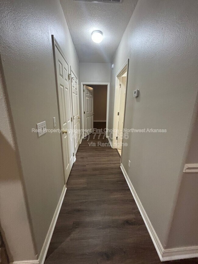 Building Photo - 56 Watkins Way