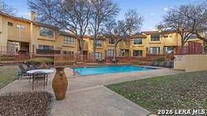 Building Photo - 8642 Fredericksburg Rd