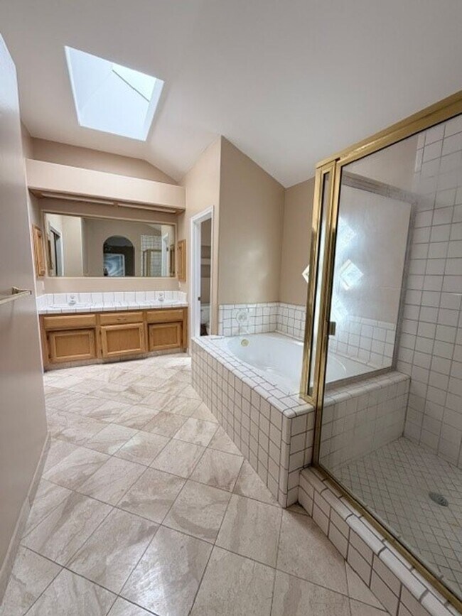 Building Photo - 5009 Glacier Canyon Ct